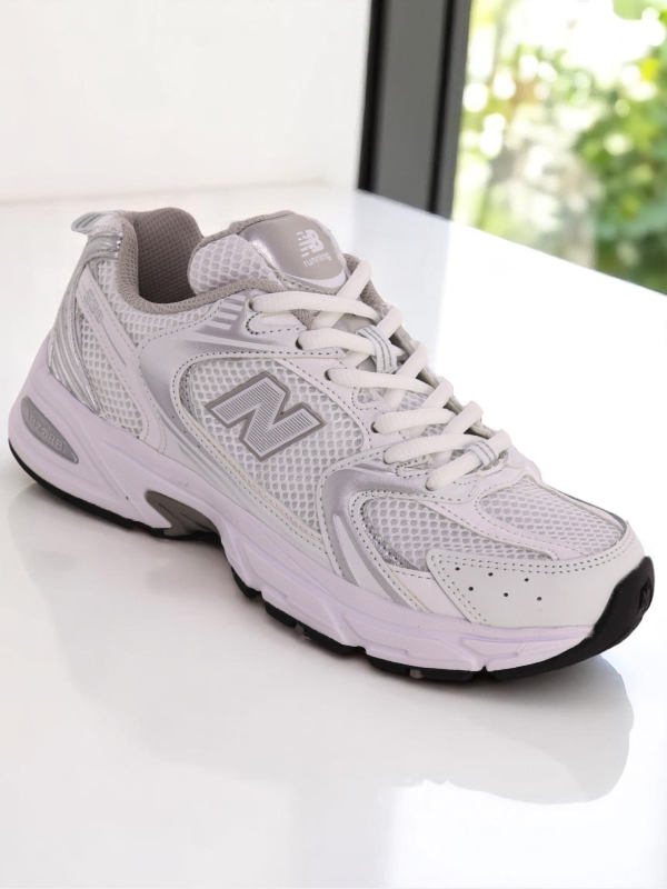 New Balance 530
