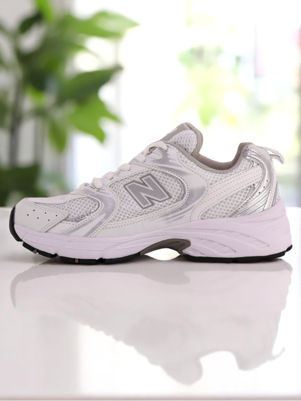 New Balance 530