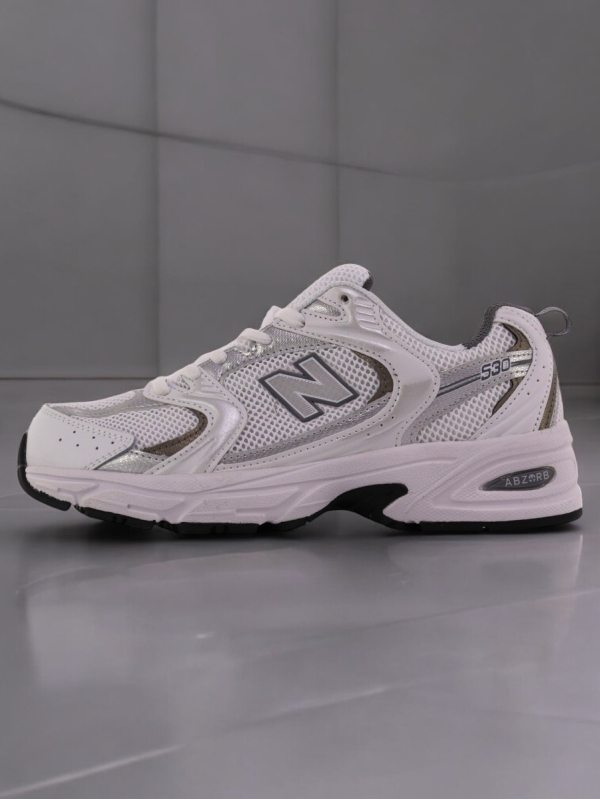 New Balance 530
