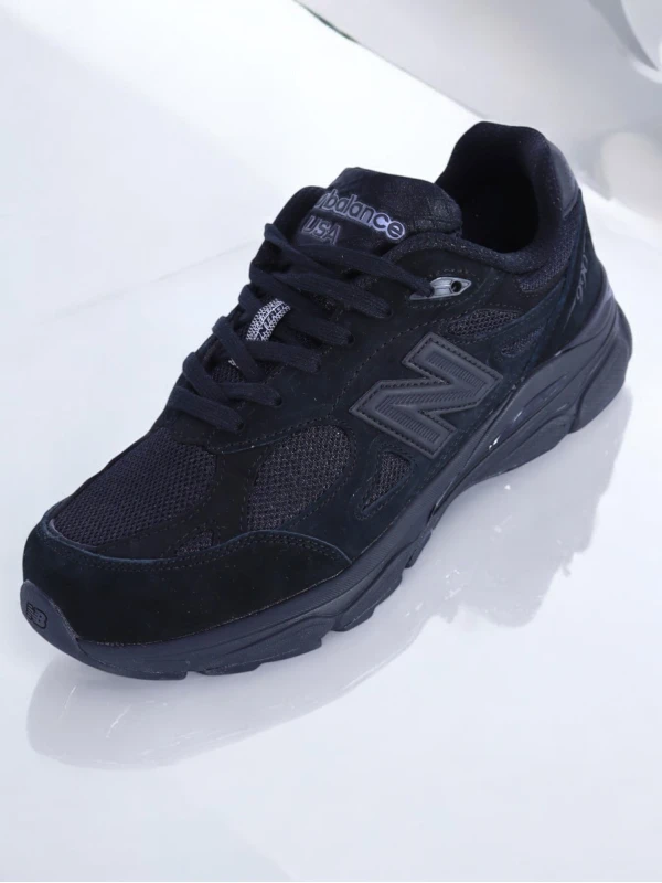 New Balance 990