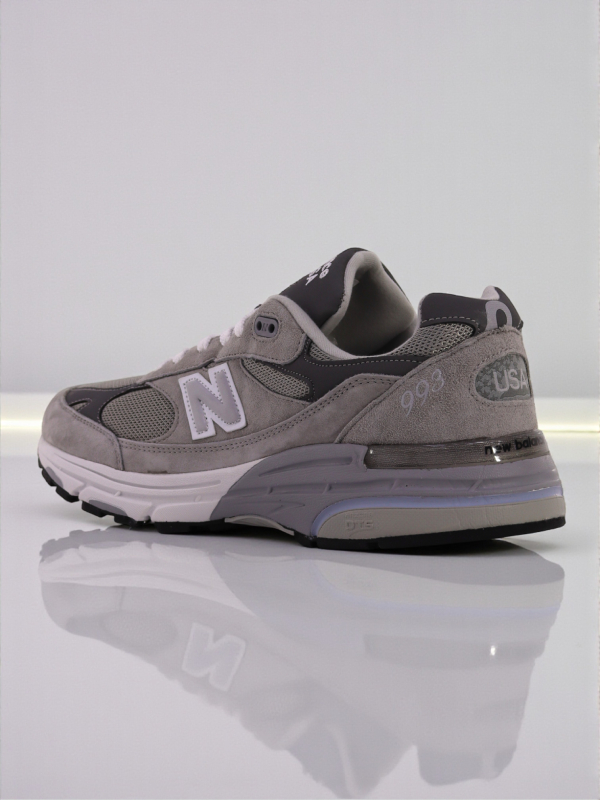 New Balance 993