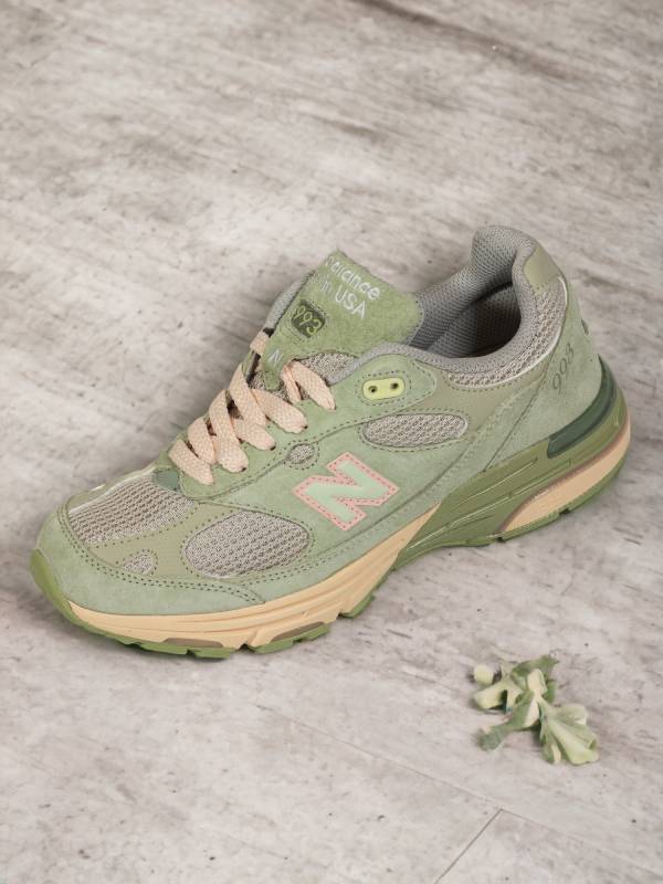 New Balance 993
