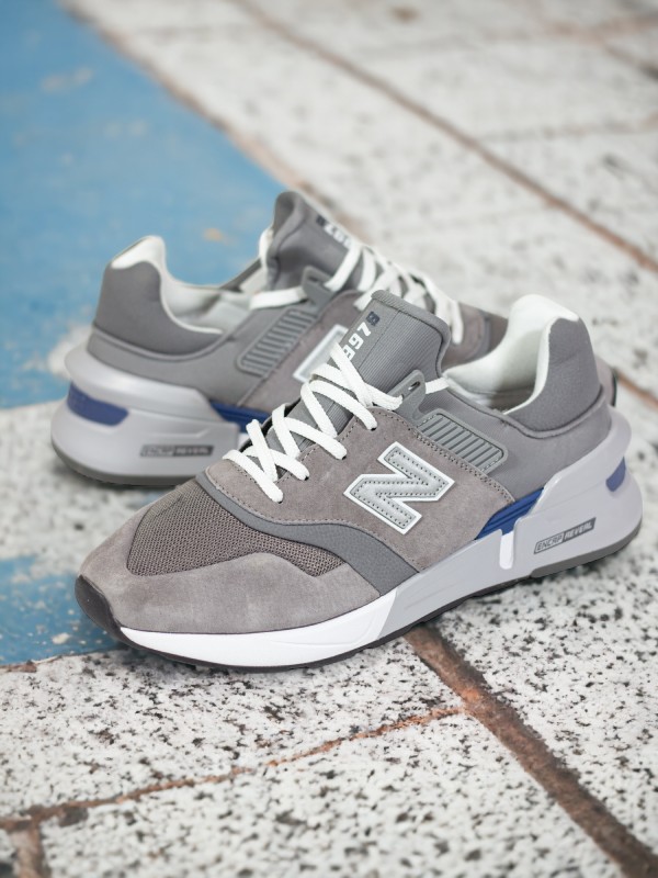 New Balance 997