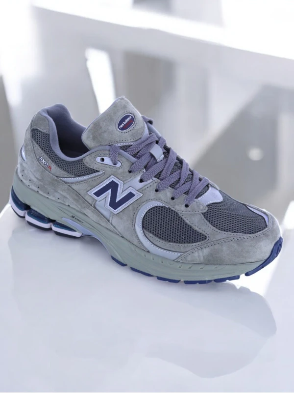New Balance 2002