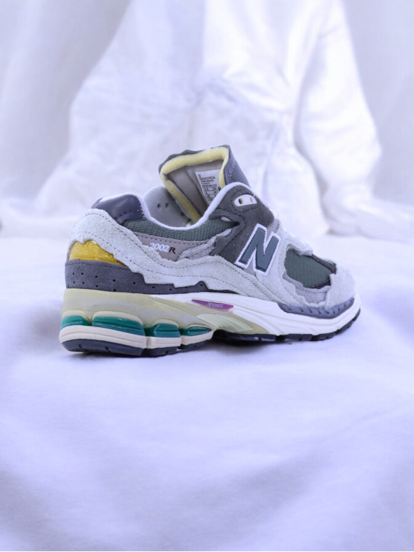 New Balance 2002