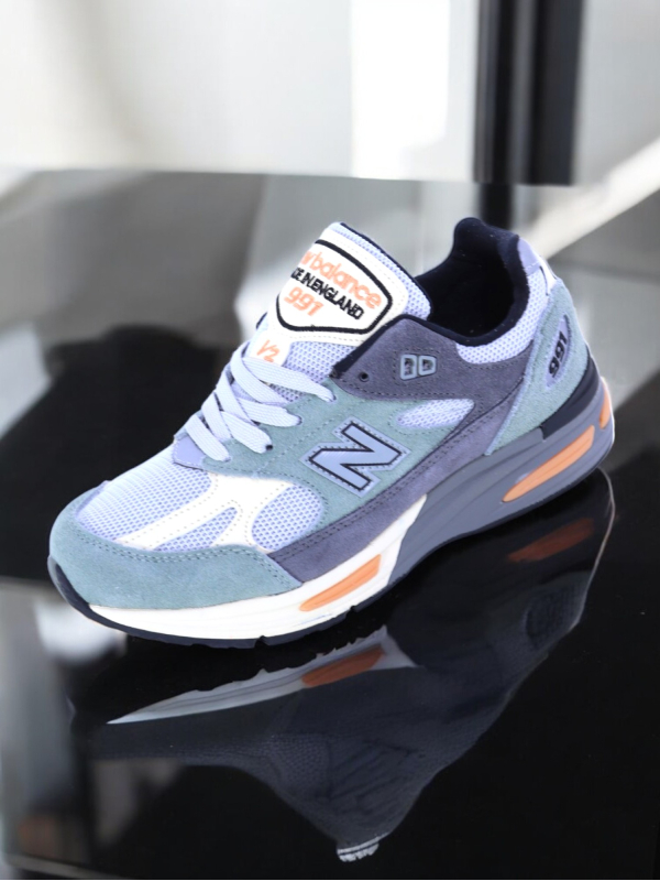 New Balance 991