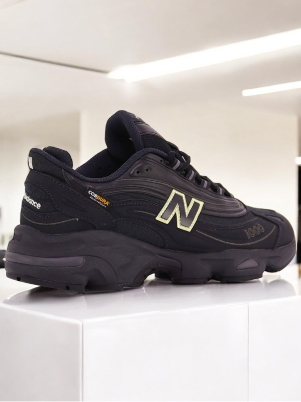 New Balance 1000