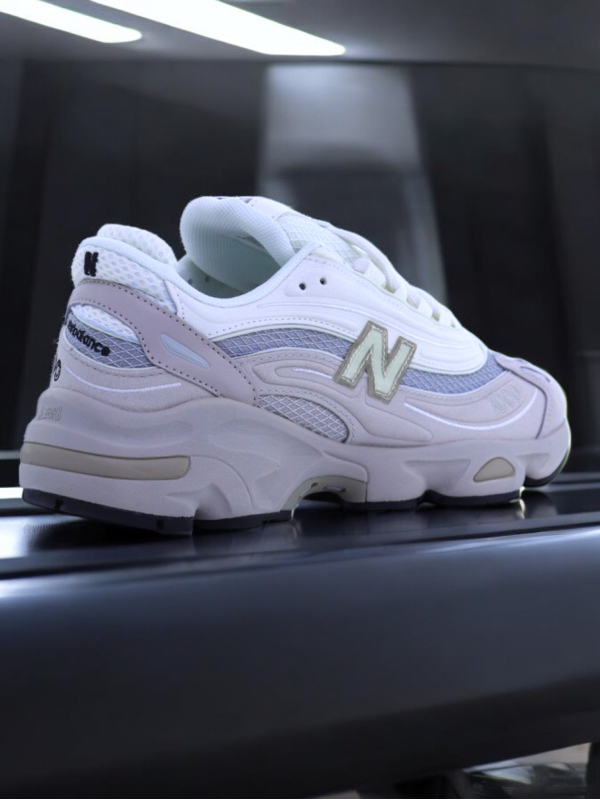 New Balance 1000