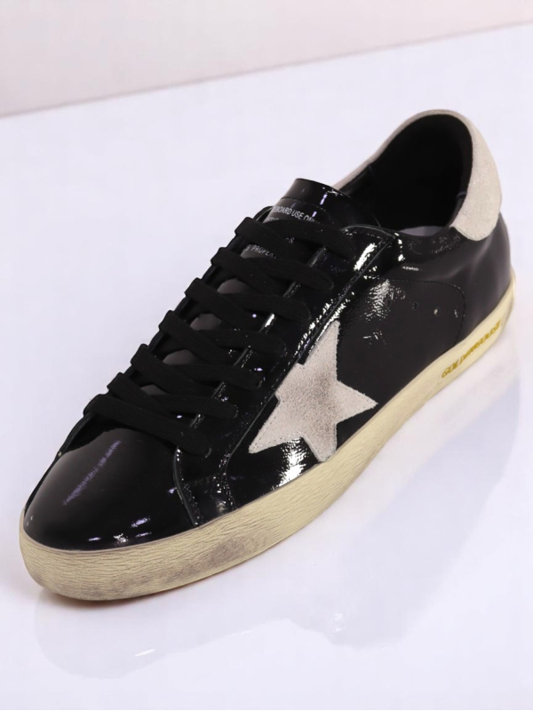 Golden Goose Superstar