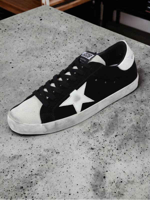 Golden Goose Superstar