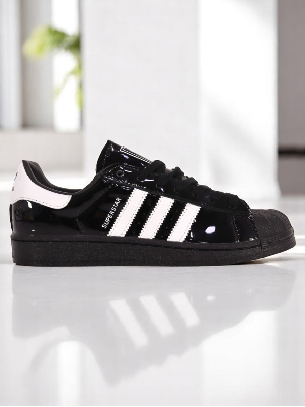 Adidas Superstar