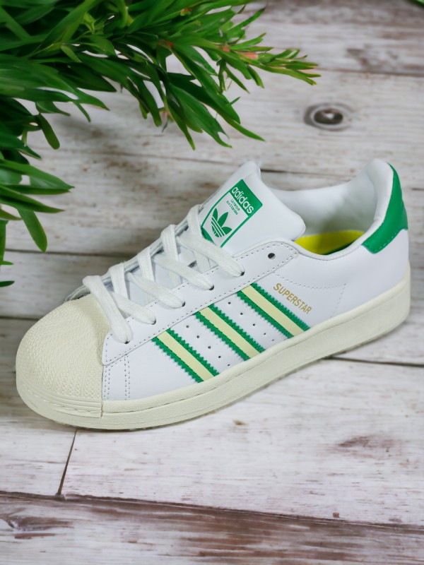 Adidas Superstar