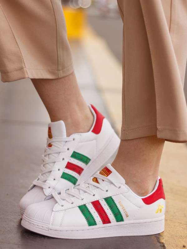 Adidas Superstar