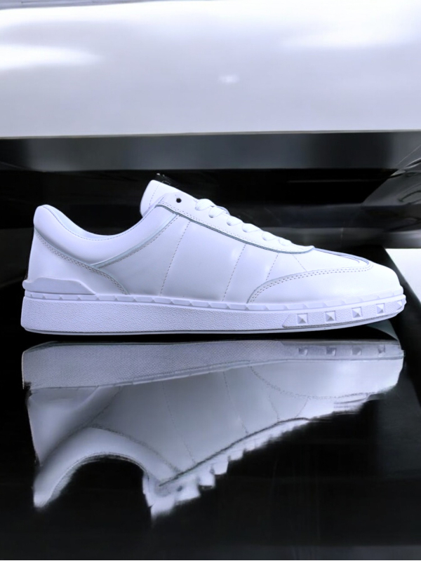 Valentino Garavani Upvillage Sneakers