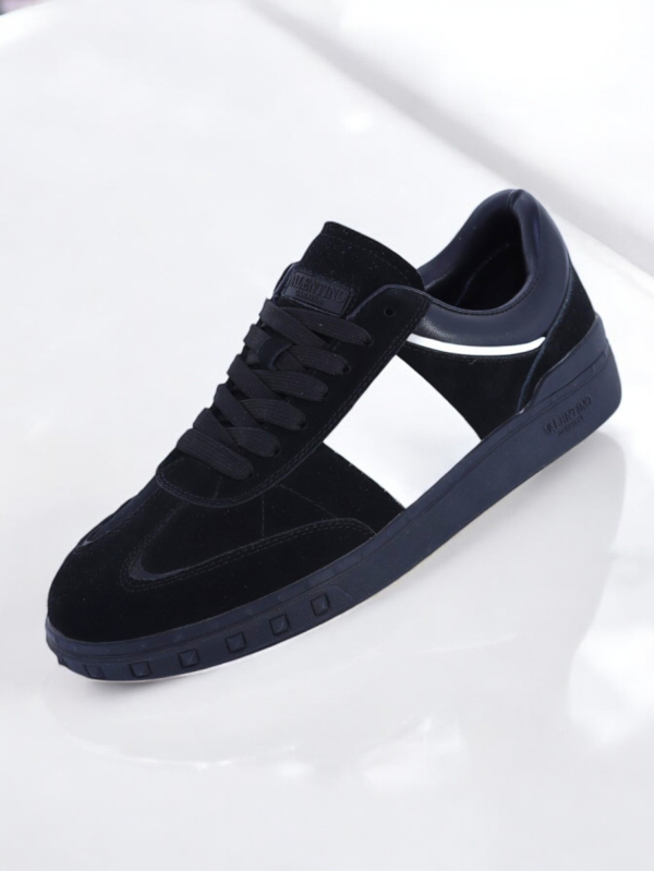 Valentino Garavani Upvillage Sneakers