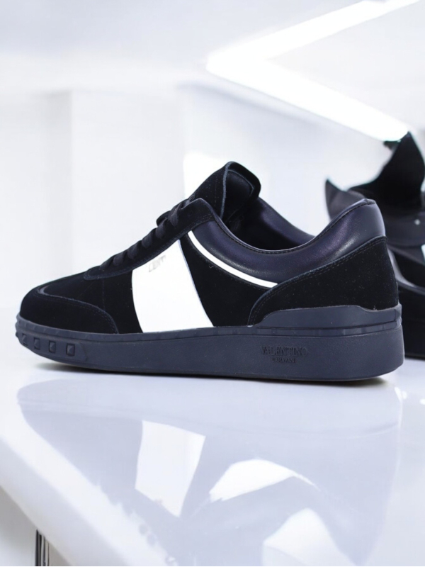 Valentino Garavani Upvillage Sneakers