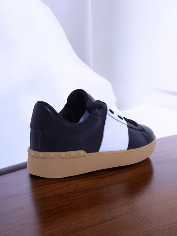Valentino Garavani Upvillage Sneakers