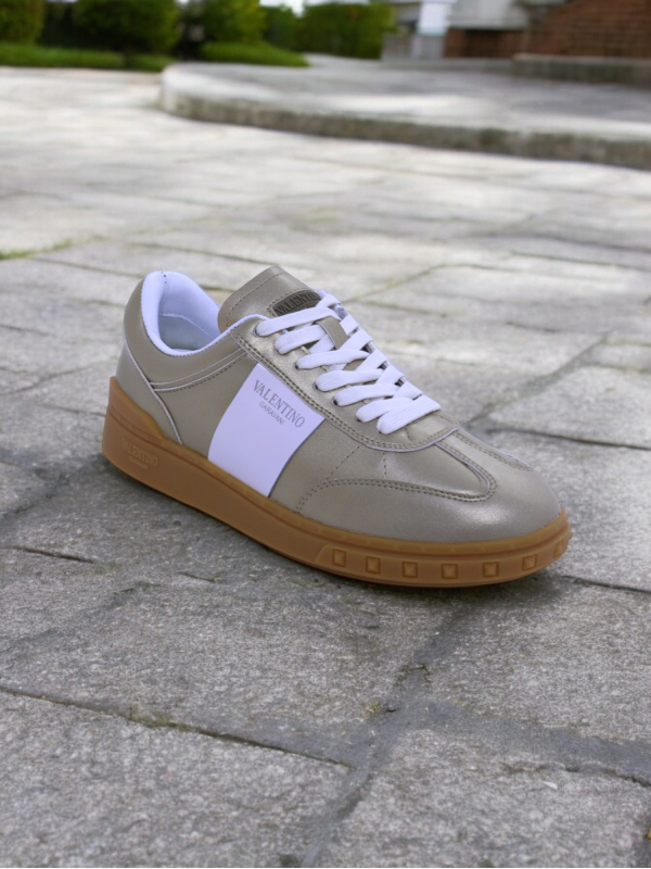 Valentino Garavani Upvillage Sneakers