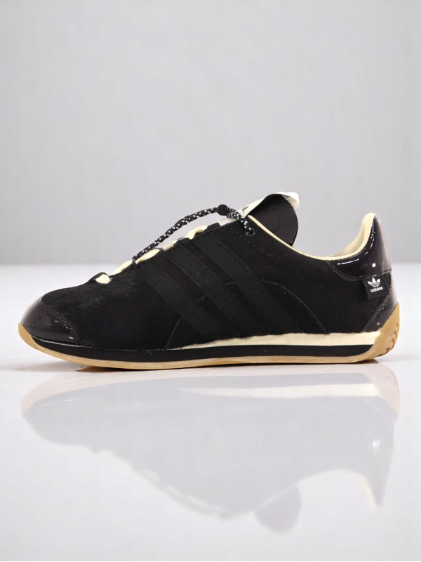 Adidas x SFTM