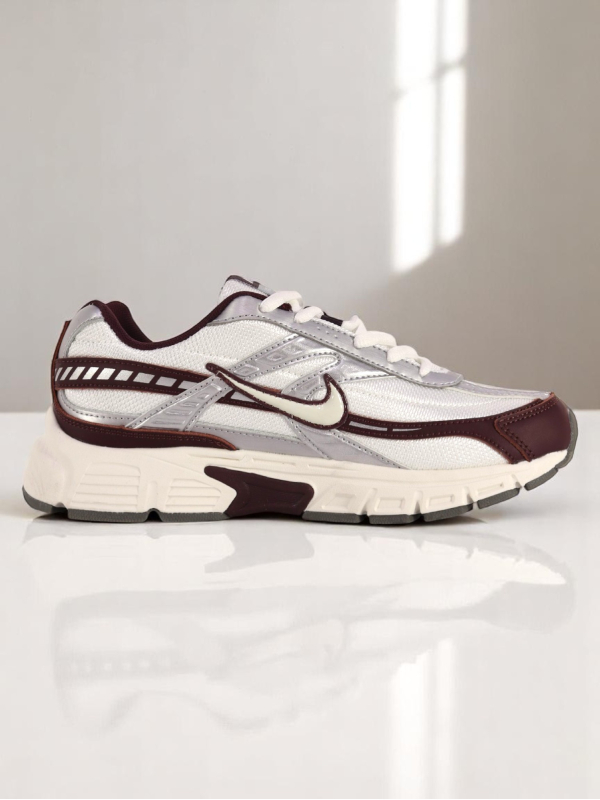 Nike Initiator