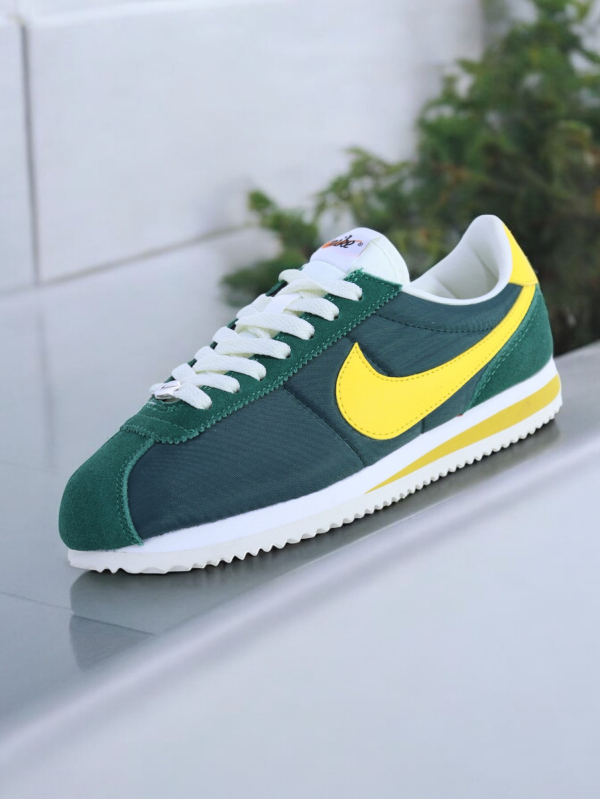 Nike Cortez