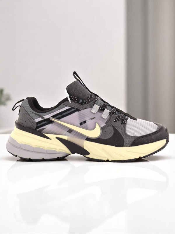 Nike V2K Run