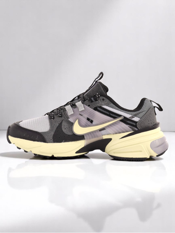Nike V2K Run