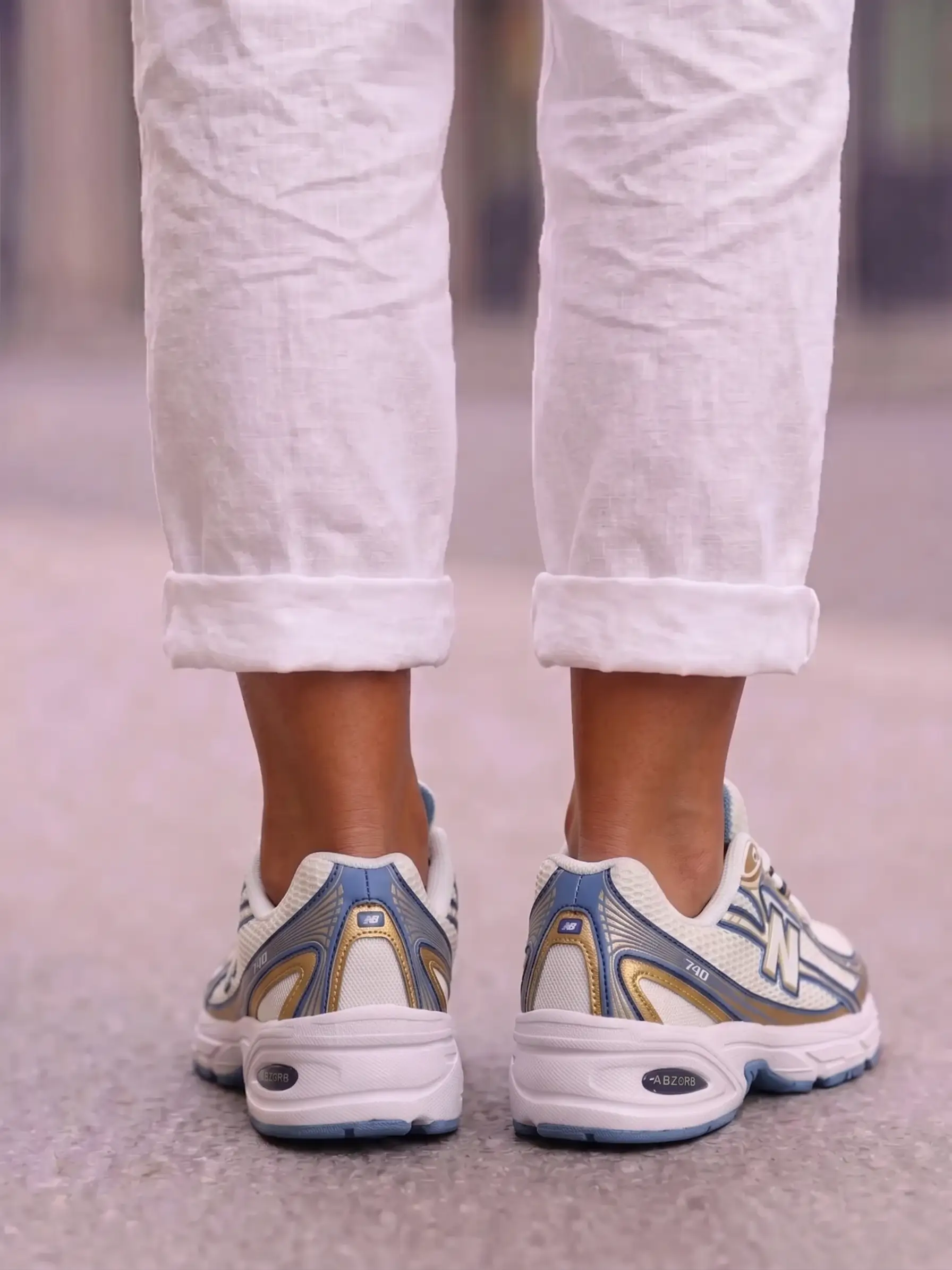 New Balance 740