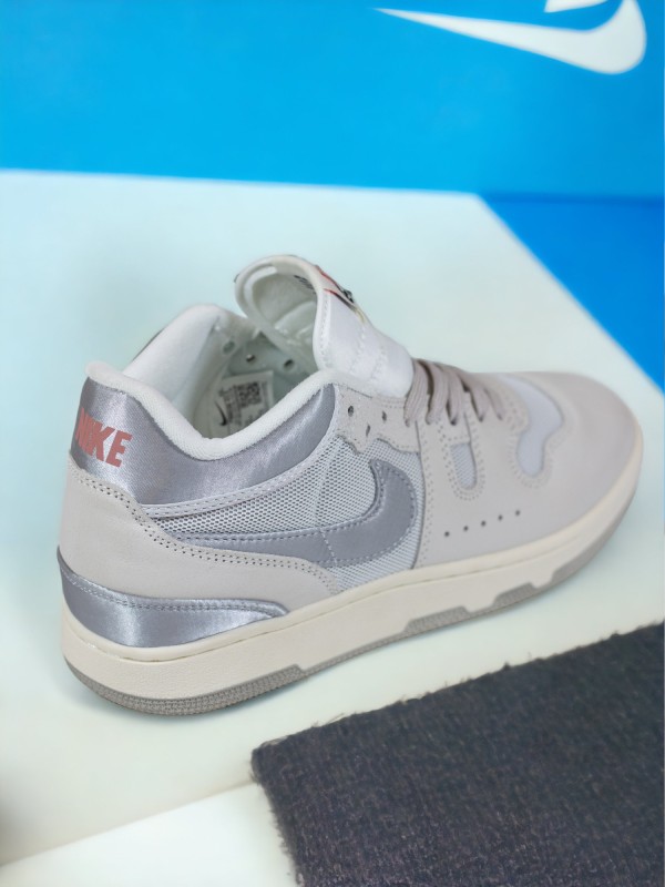 Nike Air Jordan 1 Low