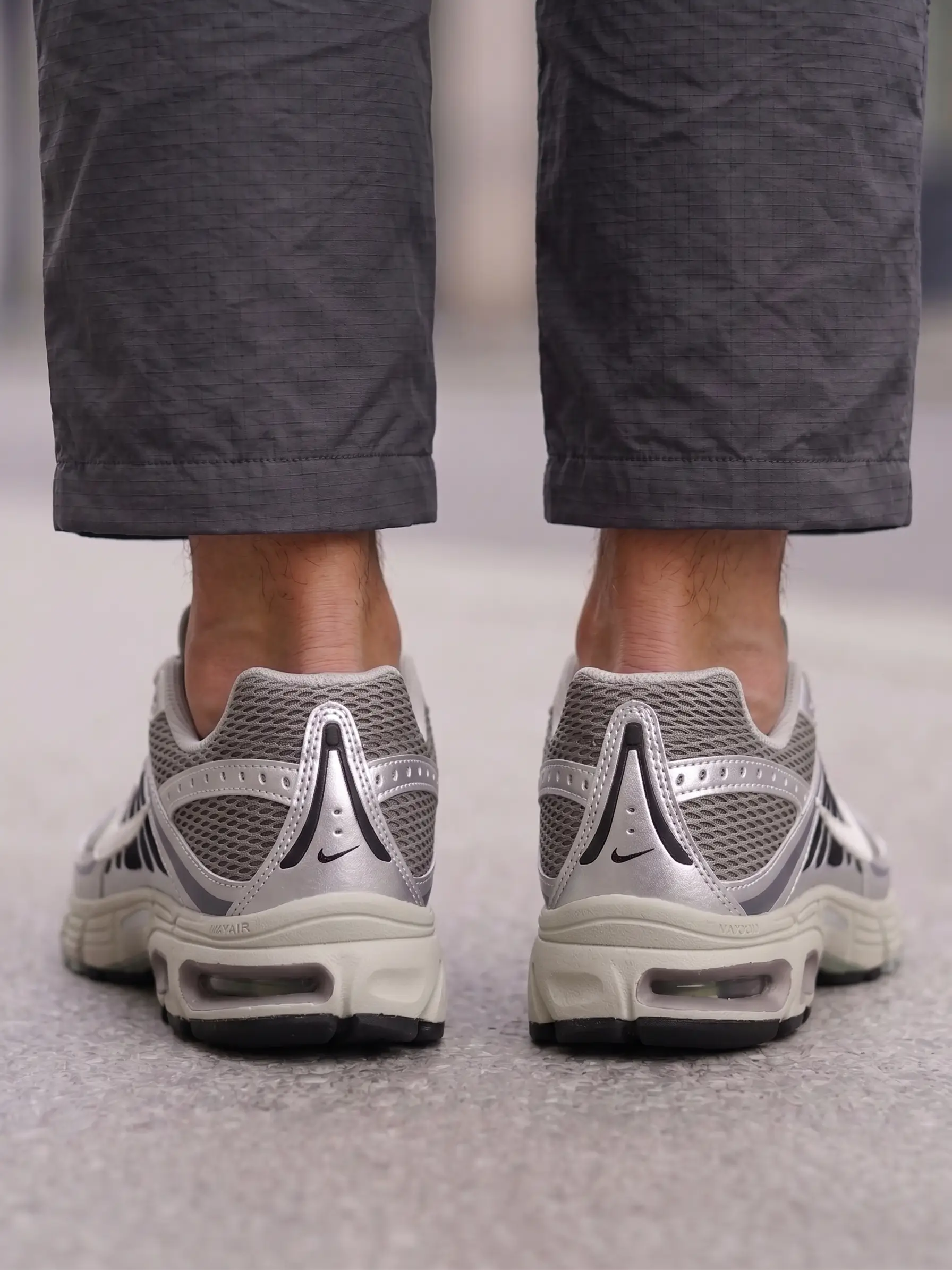 Nike Air Max Moto 2K