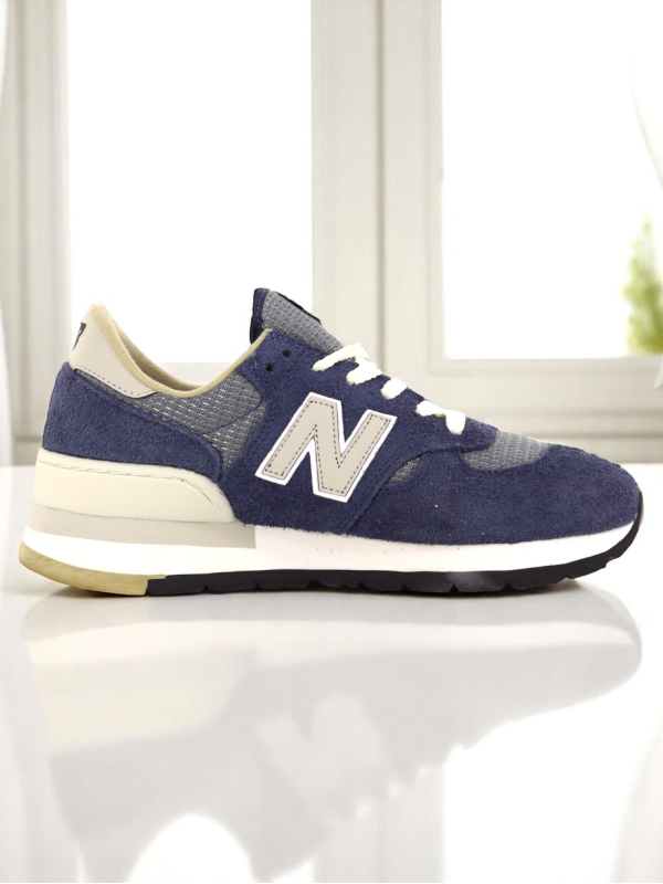 New Balance 990