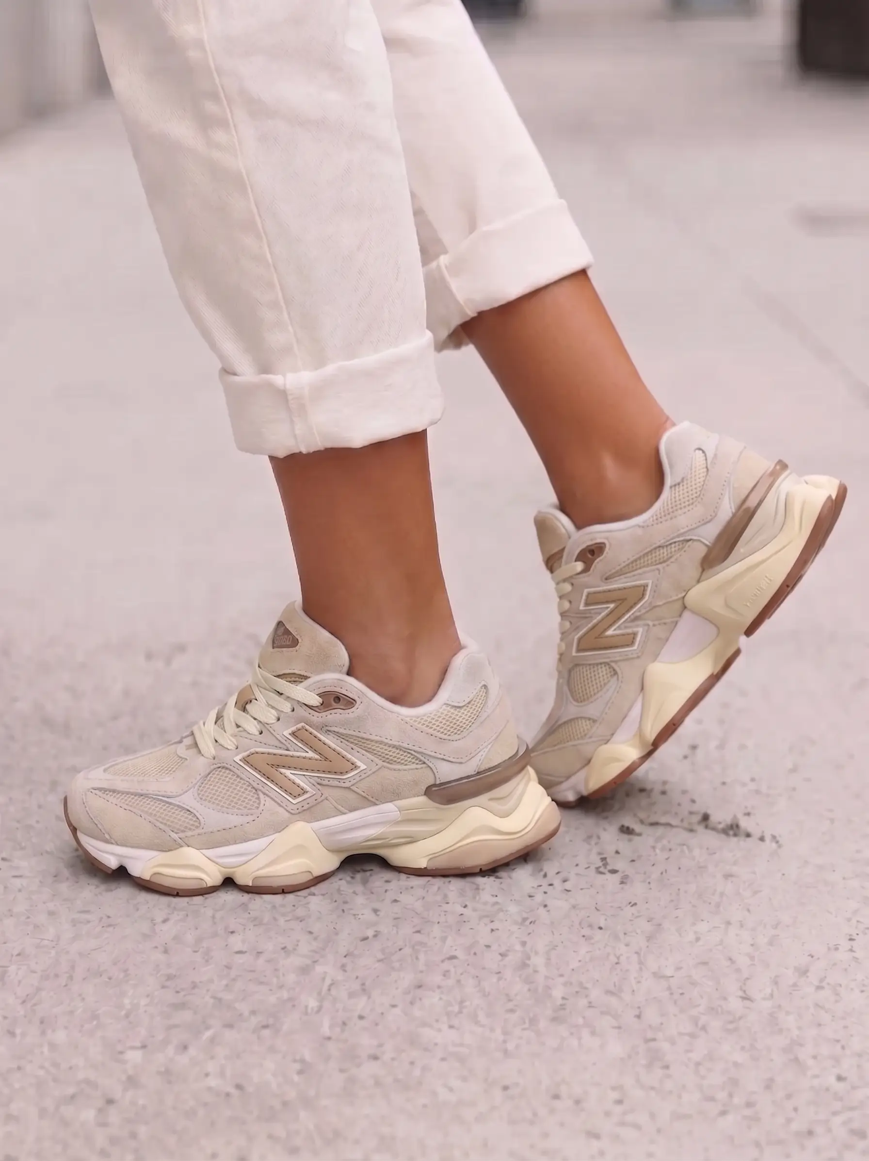 New Balance 9060