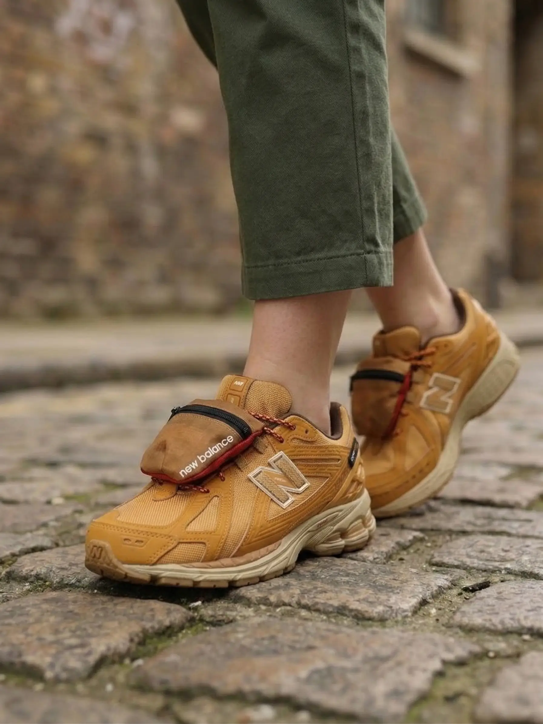 New Balance 1906