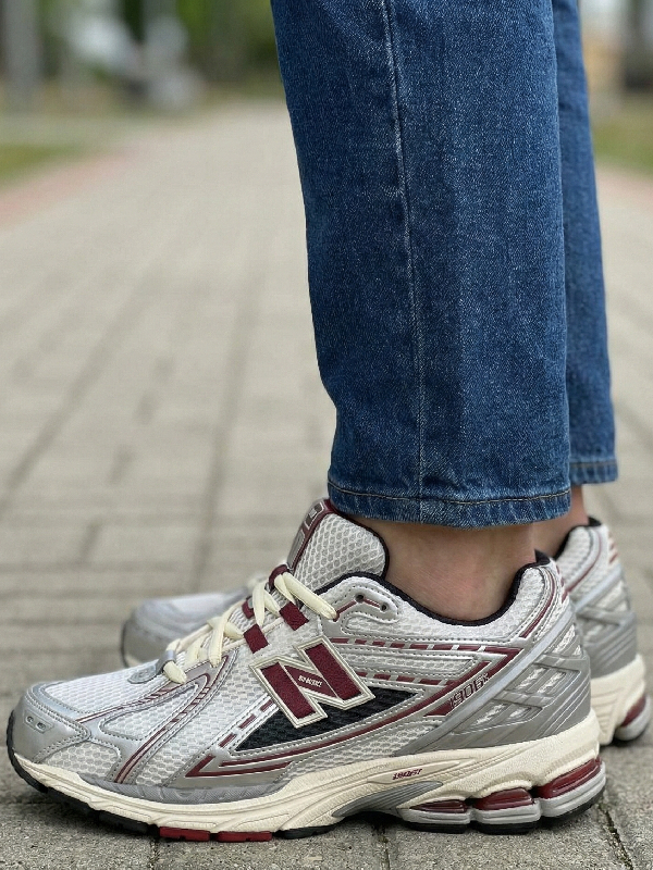 New Balance 1906